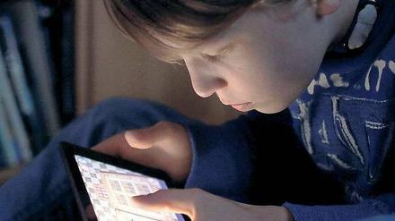 Angefixt. Viele Firmen gestalten die Computergames absichtlich so, dass die Spieler immer häufiger und immer länger spielen wollen. 