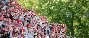 Grün-Rot-Weiß. Im Stadion an der Alten Försterei geht es ab sofort wieder rund.