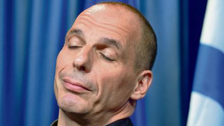 Wollte der zurückgetretene griechische Finanzminister in einem Geheimplan die Drachme wiedereinführen? Yanis Varoufakis dementiert einen entsprechenden Bericht. 