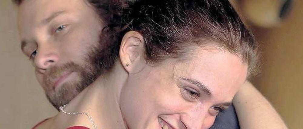 Lara (Friederike Becht) und Lehrer Beck (Christian Ulmen)