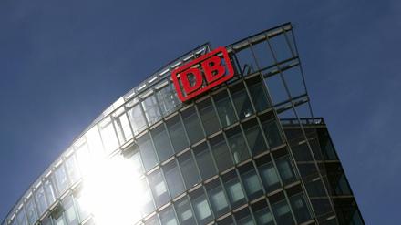 Der Gewinn der Deutschen Bahn ist kräftig eingebrochen.