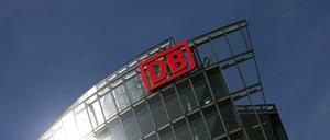 Der Gewinn der Deutschen Bahn ist kräftig eingebrochen.