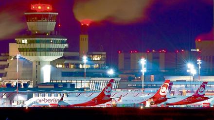 Juristisch ist es kompliziert den Flughafen Tegel länger offenzuhalten. 