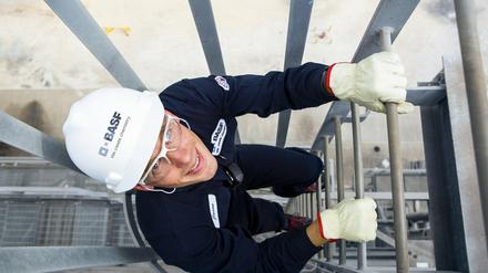 Nach oben. BASF hat den Gewinn im vergangenen Quartal kräftig gesteigert. 