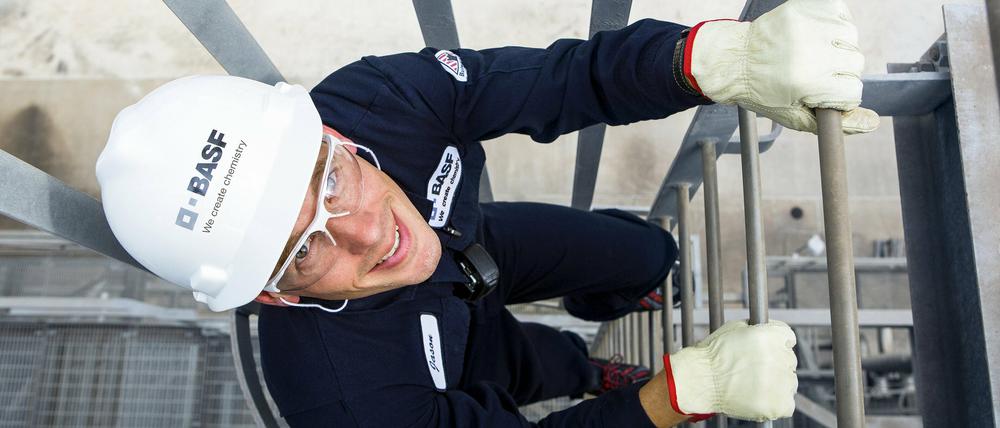 Nach oben. BASF hat den Gewinn im vergangenen Quartal kräftig gesteigert. 