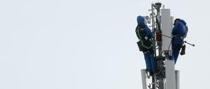 Über Mobilfunkmasten lassen sich Handynutzer lokalisieren. Polizei und Staatsanwaltschaft in Berlin nutzen das massenhaft - zum Ärger von Datenschützern.
