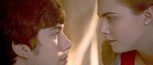 Quentin (Nat Wolff) ist in Margo (Cara Delevingne) verliebt