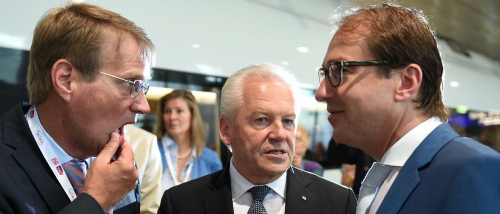 Führungstrio. Bahn-Chef Grube (M.) holt Cheflobbyisten Pofalla (l.) in den Vorstand. Den Ton beim Staatskonzern gibt aber auch der Bund an - zum Beispiel in Person von Verkehrsminister Alexander Dobrindt (CSU).