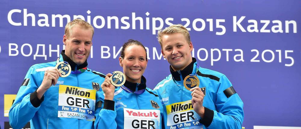 Goldschwimmer. Christian Reichert, Isabelle Härle and Rob Muffels.
