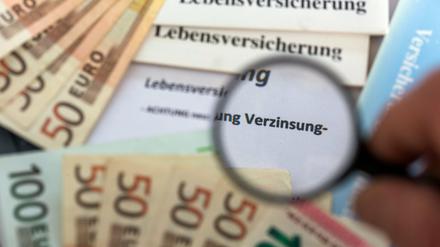 Probleme mit den niedrigen Zinsen. Die Versicherer kämpfen um ihr Geschäftsmodell.