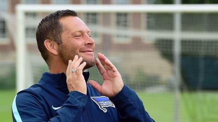 Mutig oder Übermütig? Hertha-Trainer Pal Dardai spricht vom DFB-Pokalfinale und zehn Punkten mehr in der Fußball-Bundesliga.
