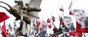 Anhänger der PKK demonstrieren in Istanbul.