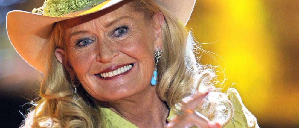 Die amerikanische Countrysängerin Lynn Anderson tritt bei der ZDF-Livesendung «Willkommen bei Carmen Nebel» am 14.03.2009 auf. 