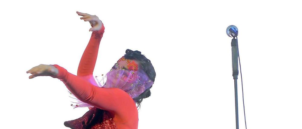 Björk bei ihrem einzigen Deutschland-Konzert in der ausverkauften Zitadelle Berlin