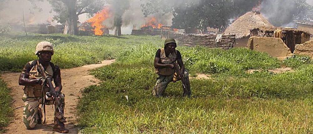 Gemeinsam mit Soldaten aus mehreren anderen westafrikanischen Ländern geht das nigerianische Militär gegen die islamistische Boko Haram vor. 