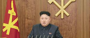 Nordkoreas Diktator Kim Jong Un bei seiner Neujahrsansprache 2014 in Pjöngjang.