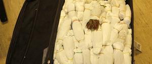 Ein Koffer voll Rauschgift: 63 Kilogramm Kat aus Äthiopien.