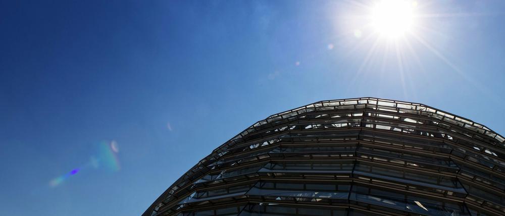 Die Kuppel wird bei unter 40 Grad wieder geöffnet. 