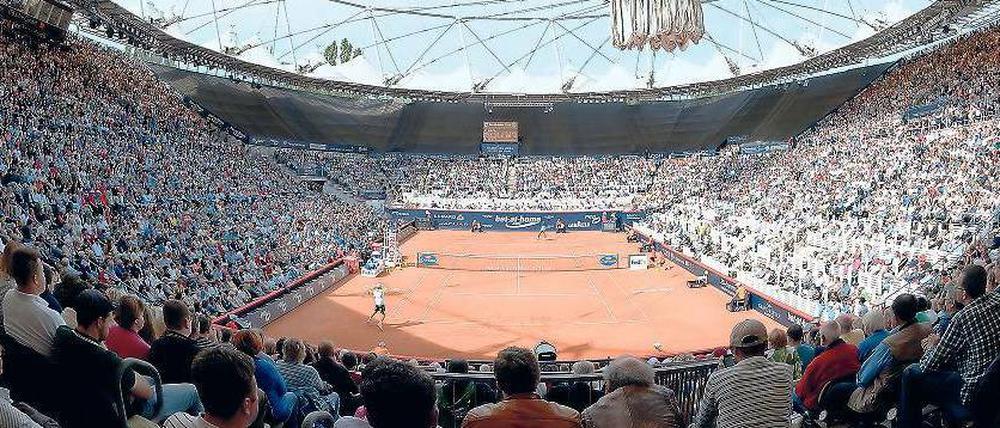 Volles Haus. Rund 70 000 Tennisfans kamen in dieser Woche auf die Anlage am Hamburger Rothenbaum. Doch schon im nächsten Jahr könnten es deutlich weniger werden, wenn Stars wie Rafael Nadal dem Turnier fernbleiben.
