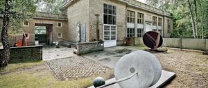 Der Garten des Kunsthaus Dahlem mit Skulpturen