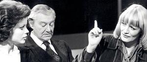 Streitbare Frau. Alice Schwarzer (r.) 1975 in einer WDR-Talkshow, mit der Schauspielerin Uschi Glas und dem Schriftsteller Gregor von Rezzori.