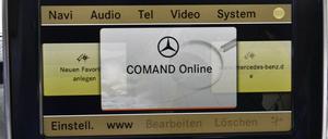 Wer hat das Kommando? Wer die Daten hat, hat die Macht - die digitalen Spuren der Fahrer werden für Autokonzerne immer wichtiger. 