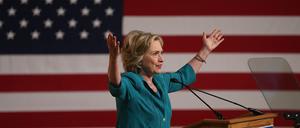 Seht her! Hillary Clinton hat ihre Gesundheits- und Einkommens-Daten transparent gemacht. 