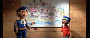 Szene aus der "Augsburger Puppenkiste": Lukas der Lokomotivführer und Jim Knopf.