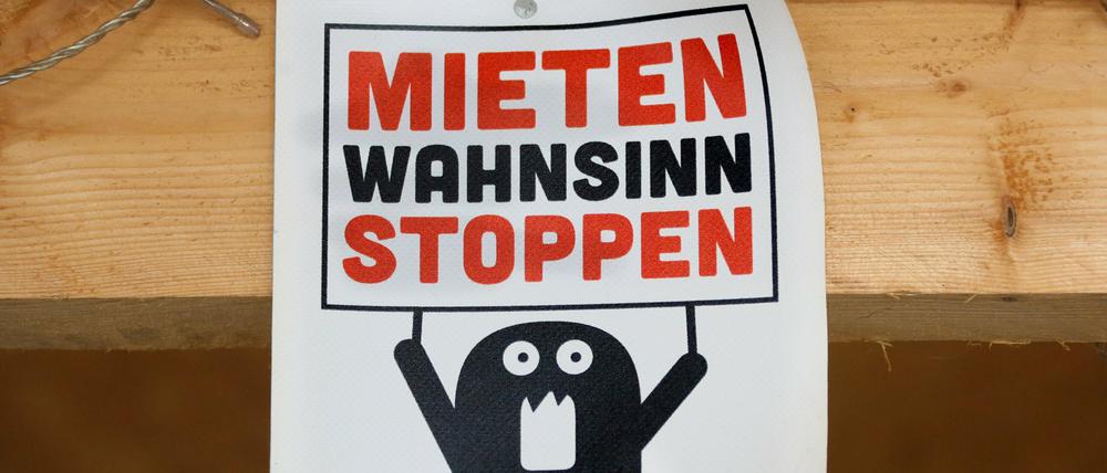 Seit sieben Wochen prüft der Senat den Gesetzentwurf der Initiative für bezahlbare Mieten. 