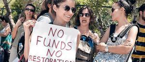 Kahlschlag. Mitarbeiter des Athener Kultusministeriums protestieren gegen Kürzungen.