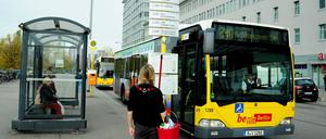 Bald könnten die Busse mit Anhängern fahren.