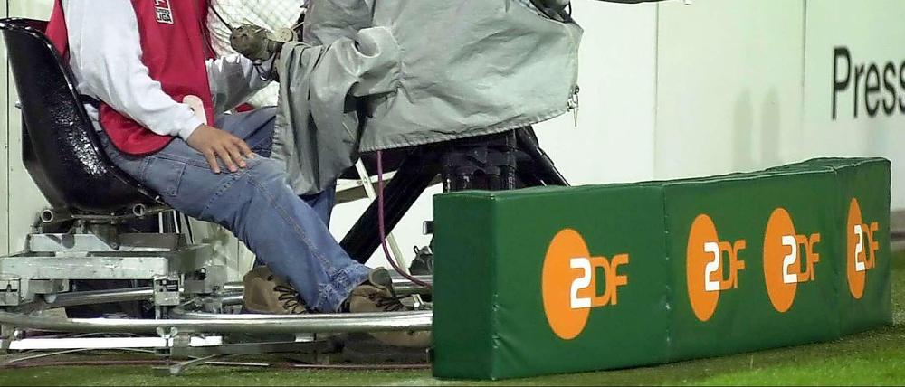 Das öffentlich-rechtliche Fernsehen setzt weiter auf Fußball als Quotenbringer.
