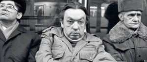 Berühmte Dreiergruppe. Harald Hauswald fotografierte 1986 DDR-Bürger in einer U-Bahn am Prenzlauer Berg.