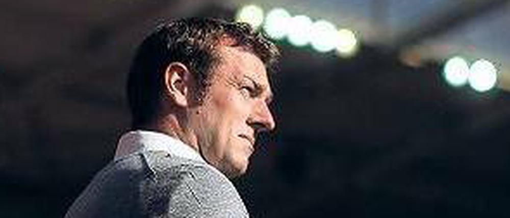 Der Star ist der Markus. Trainer Weinzierl weckte schon Begehrlichkeiten bei Dortmund und Schalke.