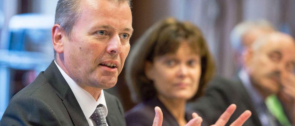 Nürnbergs OB Ulrich Maly, hier neben seiner Ludwigshafener Kollegin Lohse (CDU).