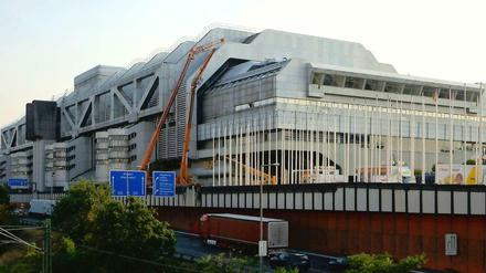 Kräne am ICC: Hier wird gefilmt, nicht gebaut.