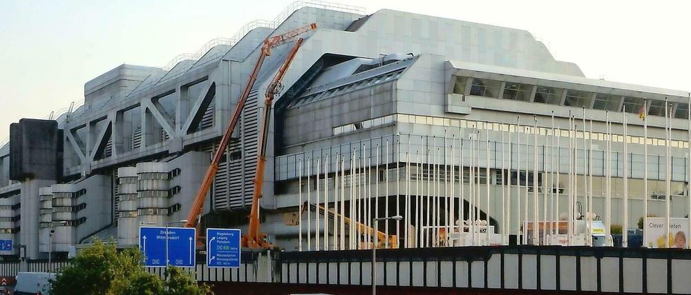 Kräne am ICC: Hier wird gefilmt, nicht gebaut.