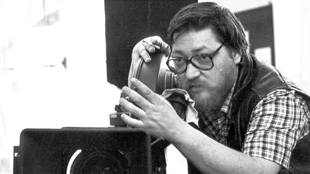 Rainer Werner Fassbinder beim Dreh.