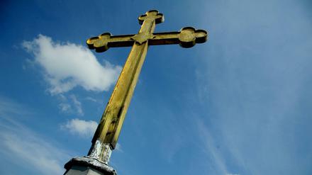 Das Kreuz mit der Ehe. Für manchen Kirchenmann ist die Ehe für alle die Hölle.