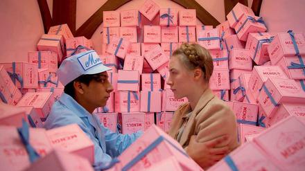 Zauberbunte Zwischenwelt: Hotelpage Zero Moustafa (Tony Revolori) und seine Angebetete Agatha (Saoirse Ronan)