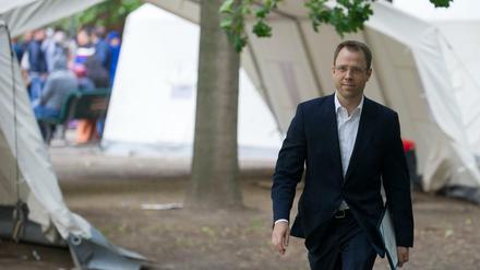 In der Flüchtlingskrise musste Mario Czaja lernen, dass er mit Vorsicht nicht weiterkommt. Heute sagt er: "Ich hätte früher mehr Druck machen müssen."