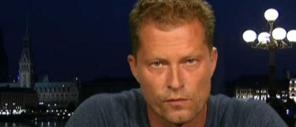Zugeschaltet aus Hamburg: Filmemacher Til Schweiger diskutierte in der ARD-Talkshow "Menschen bei Maischberger" zum Thema Flüchtlinge mit.