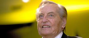 Der frühere DFB-Chef Gerhard Mayer-Vorfelder verstarb mit 82 Jahren.