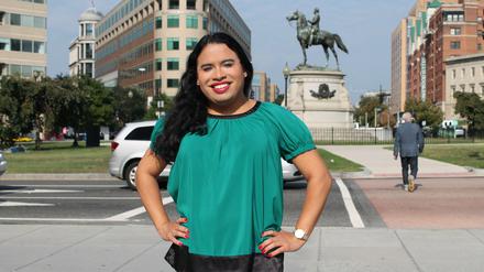 Raffi Freedman-Gurspan, die neue und erste offen transsexuelle Mitarbeiterin im Weißen Haus. Hier vor dem Thomas Circle in Washington.