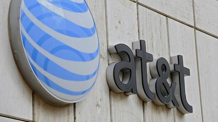 AT&T, Verizon und MCI sollen Daten an die NSA weitergegeben haben und dem Geheimdienst dadurch bei Spähaktionen geholfen haben.