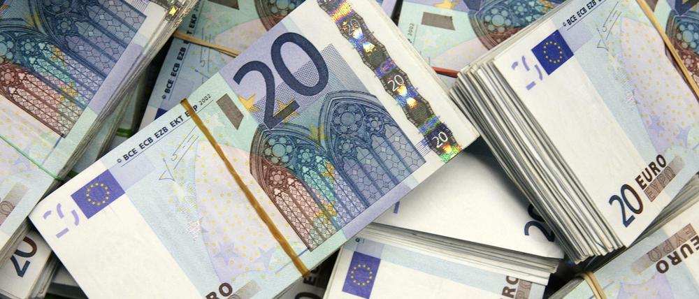 Inflation und niedrige Zinsen drücken auf das Vermögen der Deutschen.
