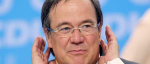 Armin Laschet, Landesvorsitzender der CDU, hat die RWTH Aachen nach deren Darstellung über Einzelheiten seiner «Noten-Affäre» im Unklaren gelassen. 