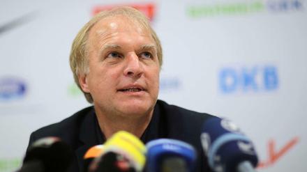 Clemens Prokop, 58, führt seit 2001 den Deutschen Leichtathletik-Verband. Er gehörte mehreren Anti-Doping-Kommissionen an. Der Jurist ist Direktor des Amtsgerichts Regensburg.