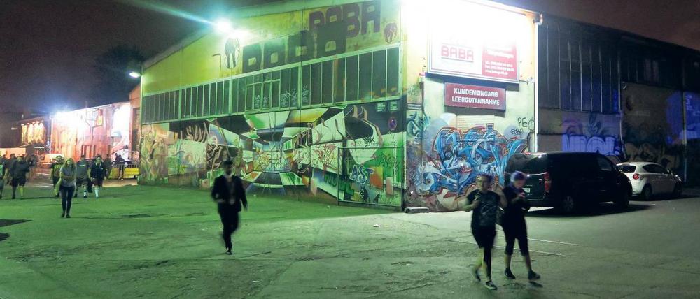 Düstere Meile? Das RAW-Gelände ist seit zehn Jahren eine der bekanntesten Ausgeh-Zonen der Stadt. Nach etlichen Überfällen gilt das Areal bei einigen inzwischen als Notstandsgebiet.