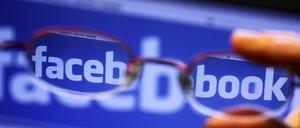 Facebook ist auch ein Schauplatz rechtspopulistischer Hetze.